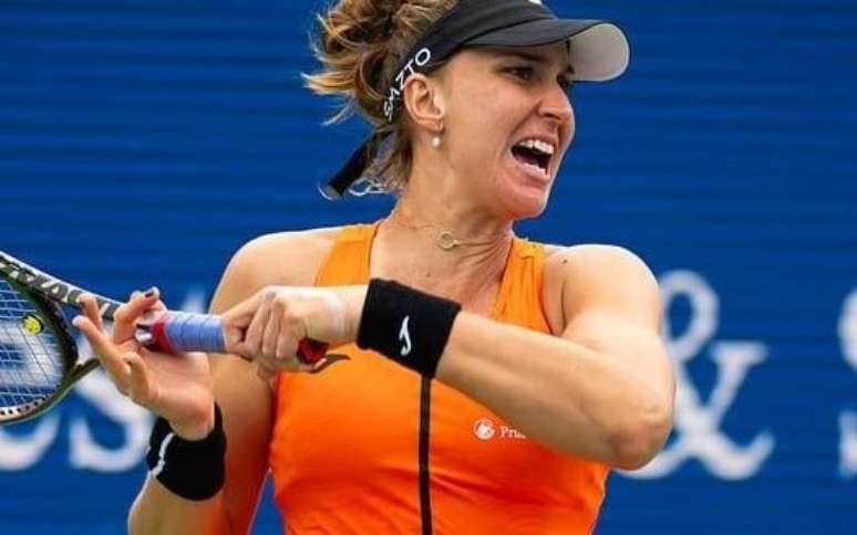 Bia Maia é atacada por haters nas redes sociais após derrota em Roma -  Tenis News