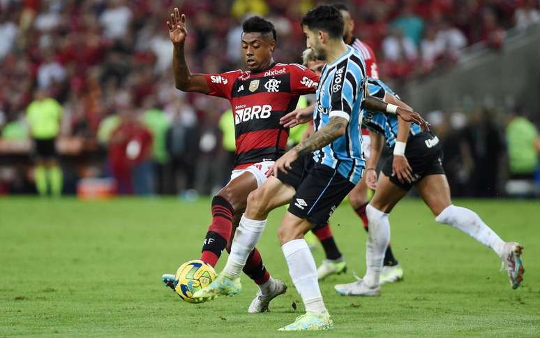 Grêmio acaba superado pelo Palmeiras no jogo de ida das quartas de