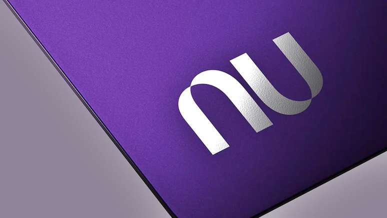 At what age can you open a Nubank account?