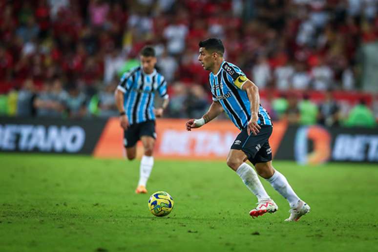 Suárez em ação contra o Flamengo nesta quarta, no Maracanã –