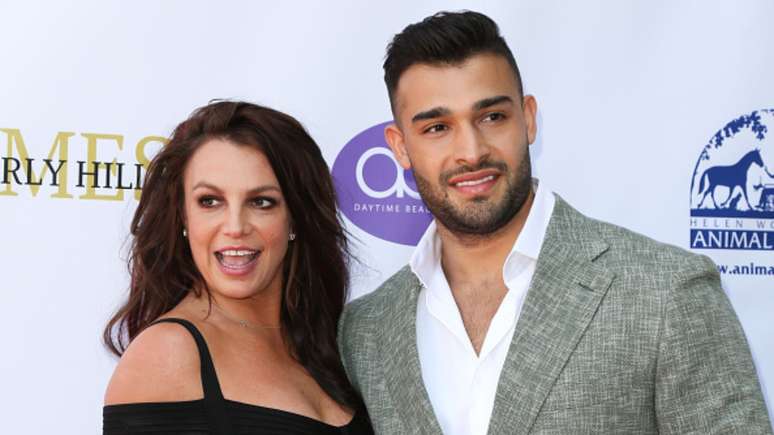 Sam Asghari diz que Britney Spears o traiu com funcionário