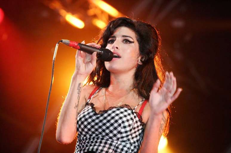 Longa dirigido porAsif Kapadiarecupera a trajetória da mítica cantora Amy Winehouse, morta aso 27 anos, em 2011