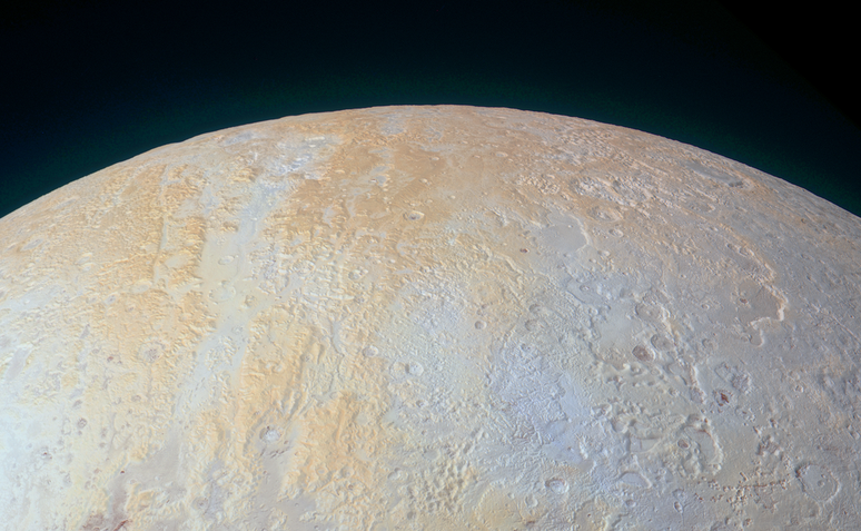 Plutão em imagem capturada pela sonda New Horizons (Imagem: Reprodução/NASA, Johns Hopkins Univ./APL, Southwest Research Institute)