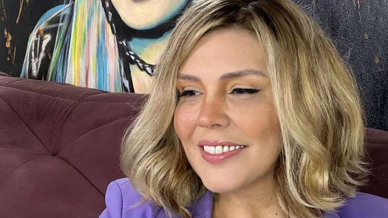 Simony encerra mais uma etapa em tratamento contra câncer: "Nunca perdi a fé"