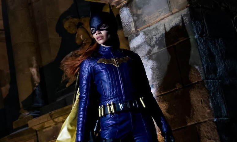 Besouro Azul se salvou, mas não deu certo para a Batgirl (Imagem: Reprodução/Warner Bros)