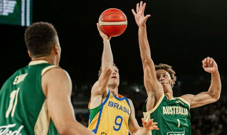 Brasil x Irã: onde assistir ao jogo da Copa do Mundo de Basquete