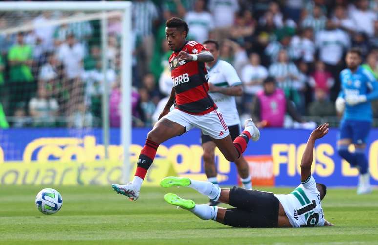 Jogadores do Flamengo acreditam no título do Campeonato Brasileiro