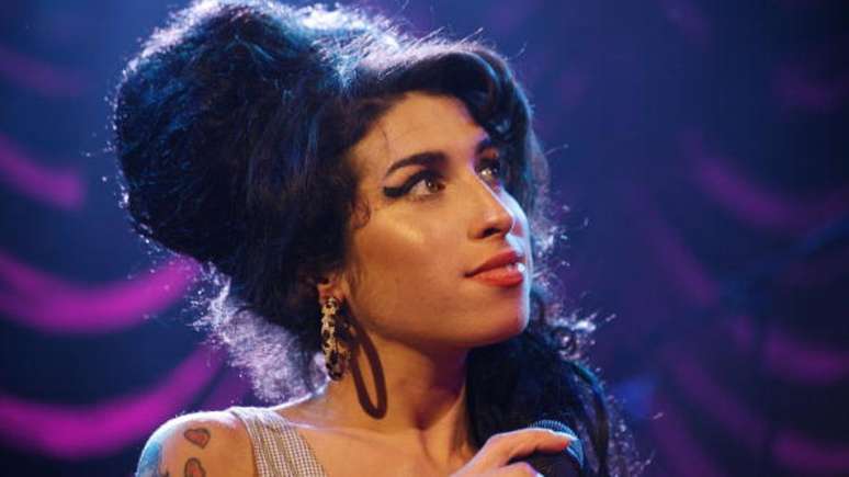 Livro revela fotos inéditas de Amy Winehouse; veja!