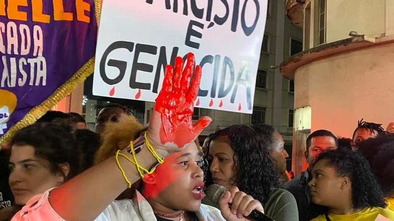 Imagem mostra manifestação do movimento negro