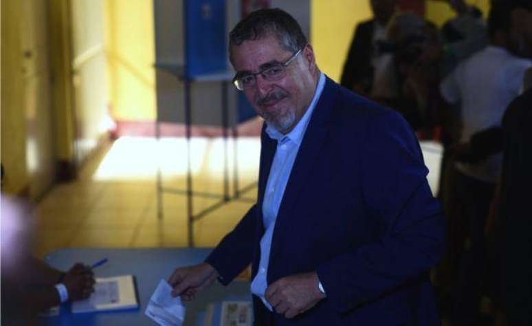 Ar&eacute;valo foi um dos fundadores do Movimento Semilla