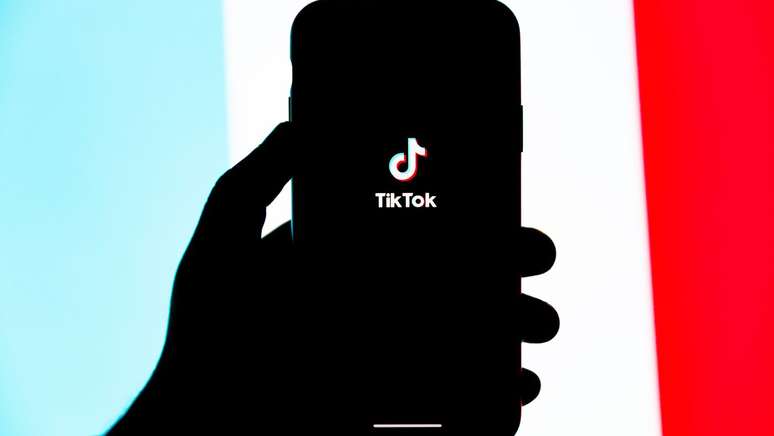 Como recuperar conta no TikTok? [GUIA 2023]