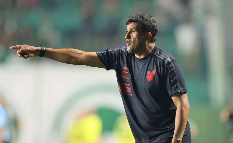 Wesley Carvalho evaluates another Atletico obstacle: “You have to be more malandro”