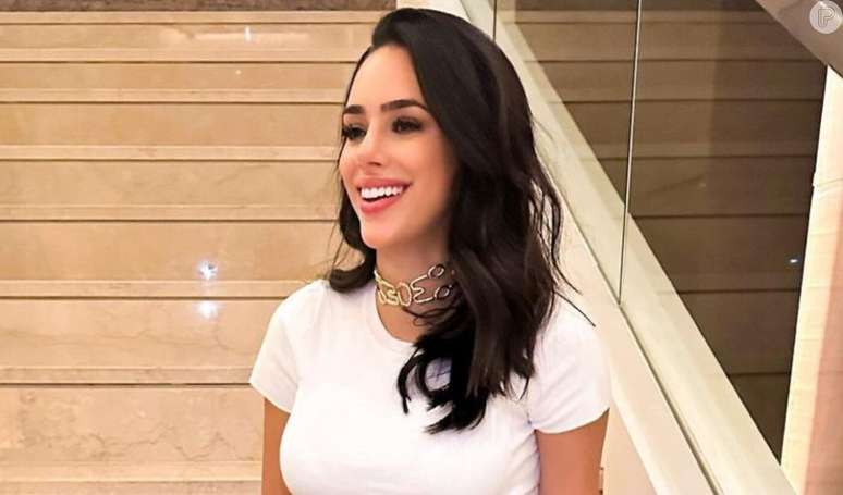 After revealing difficulties with clothes, Bruna Biancardi adjusts the looks to Saudi Arabian laws.  Watch!