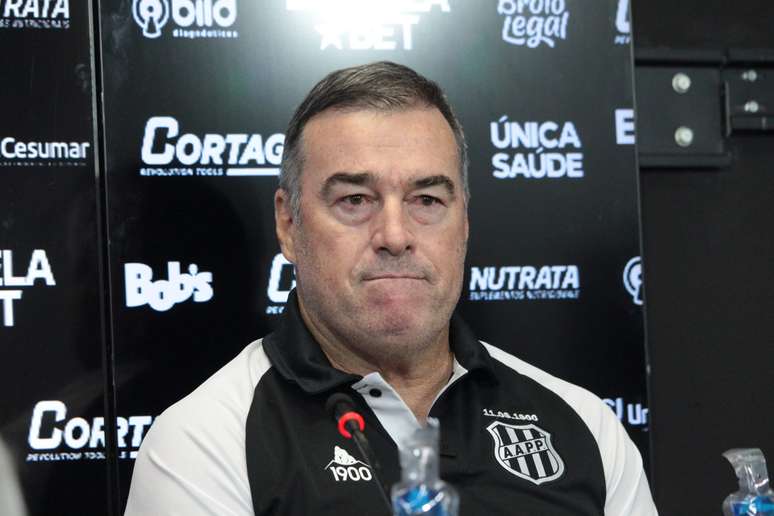 Coletiva de imprensa com o novo técnico Pintado -