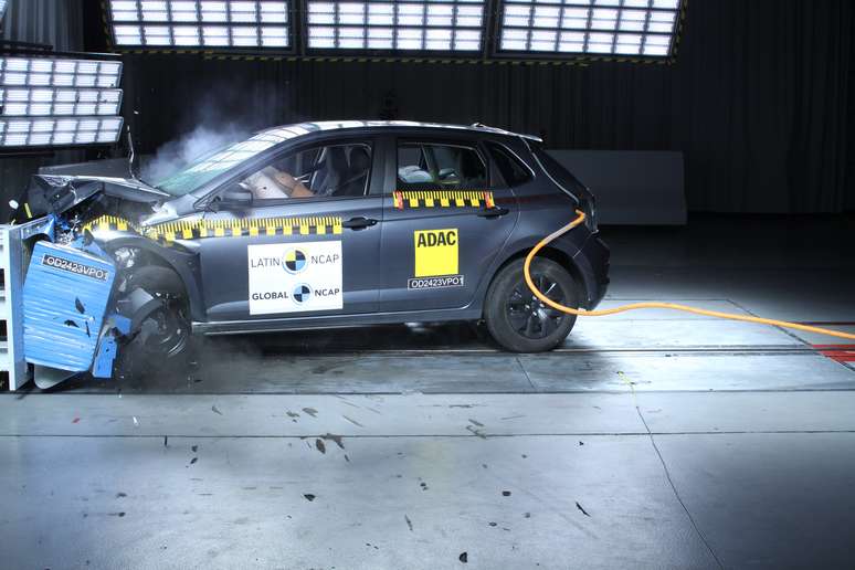 Volkswagen Polo Track: 3 estrelas no teste de impacto do Latin NCAP