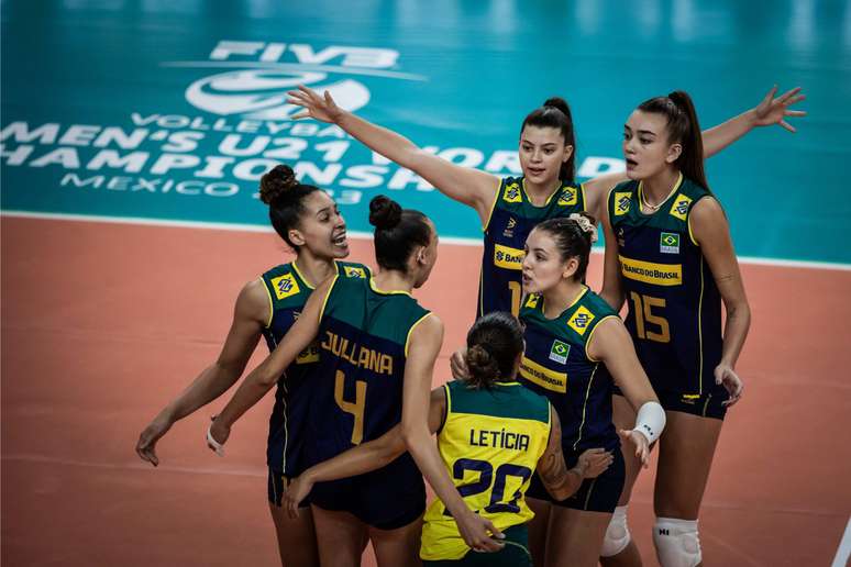 Brasil vence o Japão e está na semifinal do Campeonato Mundial de Vôlei -  AGÊNCIA ESPORTE