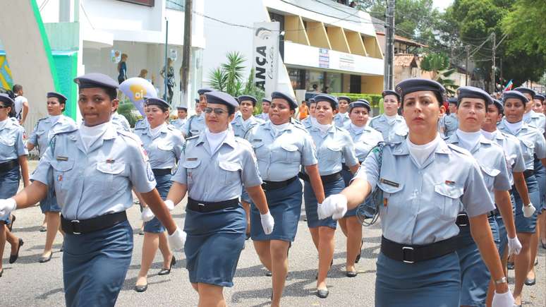 Mulheres foram humilhadas e depois excluídas do grupo dos aprovados