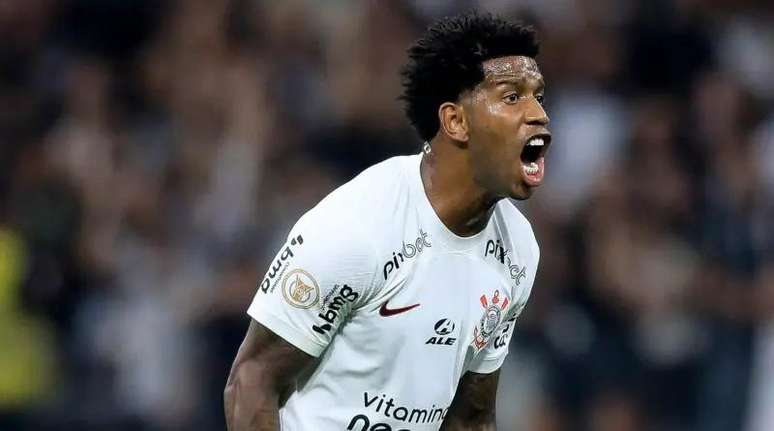 Giuliano fala após vitória do Corinthians contra o Estudiantes na  Sul-americana 