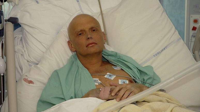 Alexander Litvinenko, um ex-espi&atilde;o russo que se tornou cidad&atilde;o brit&acirc;nico, foi envenenado e morto em 2006
