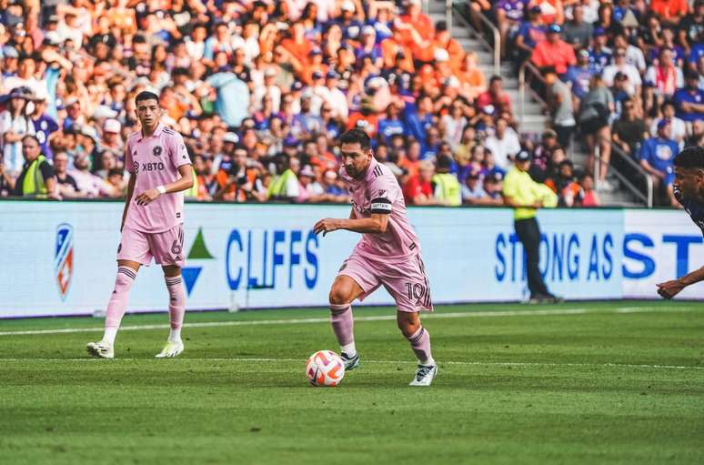 Messi gives a masterful assist, Inter Miami win on penalties and go to the Open Cup final