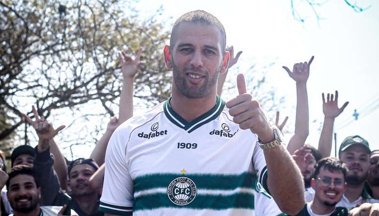 🚨Slimani e seu orgulho de jogar no Brasil #slimani #coritiba #datafif