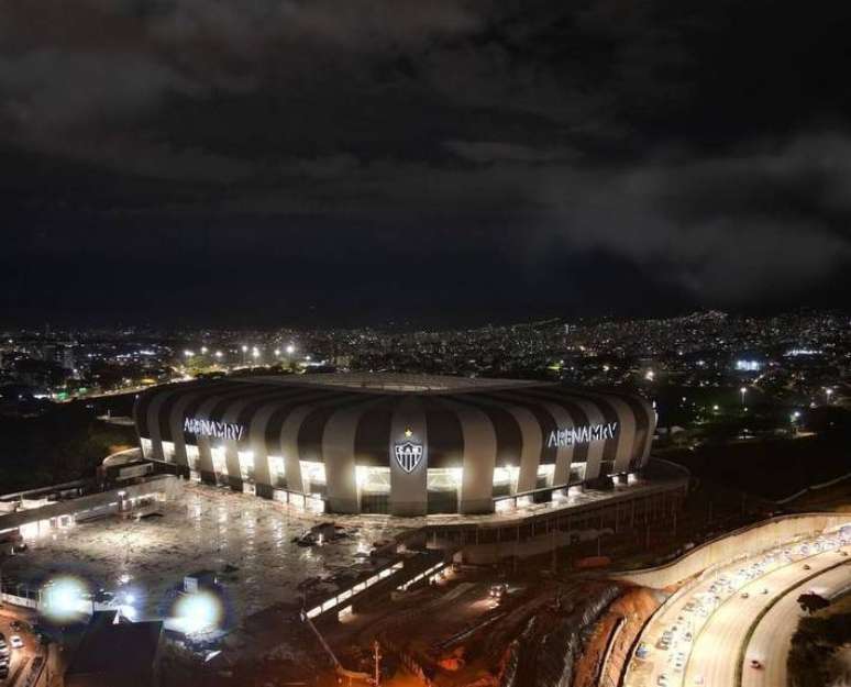 Primeiro jogo oficial na Arena MRV! Compre seu ingresso para Galo