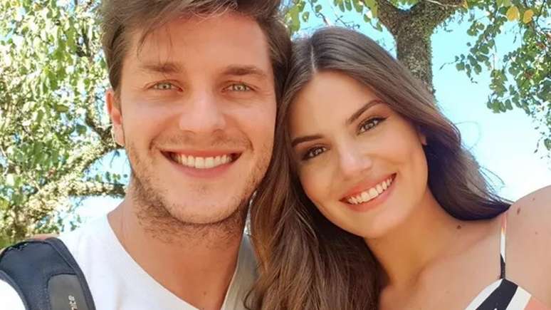 Camila Queiroz Deixa Web Encantada Com V Deo In Dito Do Seu Casamento De Luxo