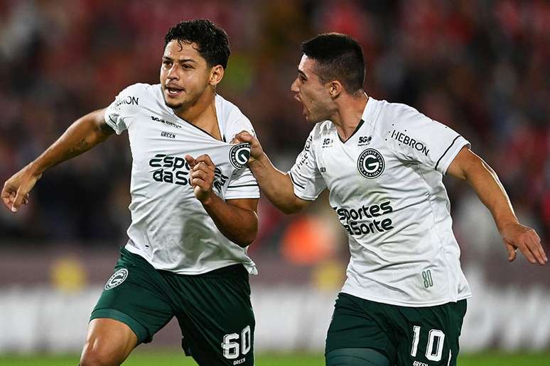 Goi&aacute;s busca se distanciar da zona de rebaixamento &ndash;