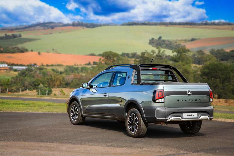 Volkswagen Saveiro cabine dupla chega às lojas em setembro