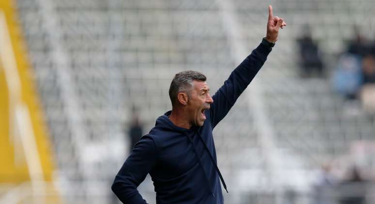 Pedro Caixinha, treinador do Red Bull Bragantino. 