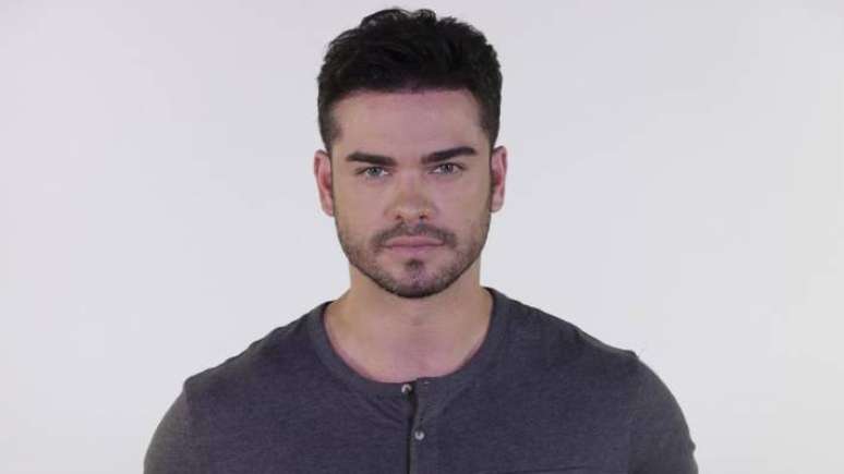 Sidney Sampaio come&ccedil;ou a carreira em 1998 em 'Sandy & Junior Especial', na Globo. Passou por 'Malha&ccedil;&atilde;o' e outros produtos da emissora. Estreou na Record em 2015 em 'Os Dez Mandamentos'.