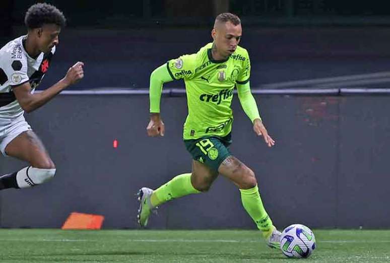 Breno Lopes aparece como uma das principais op&ccedil;&otilde;es para vaga de Dudu -