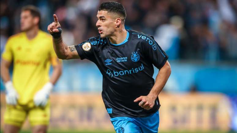 SE GRÊMIO FOR PARA O MUNDIAL, SUÁREZ VOLTA??? 