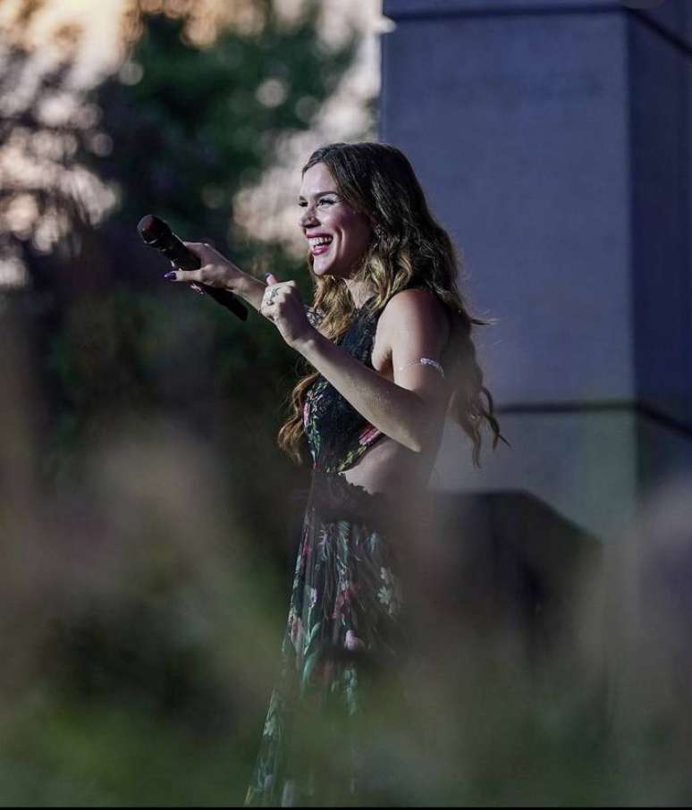 Joss Stone se apresenta no The Town no dia 7 de setembro substituindo o cantor Liam Payne que cancelou devido a problemas de saúde.