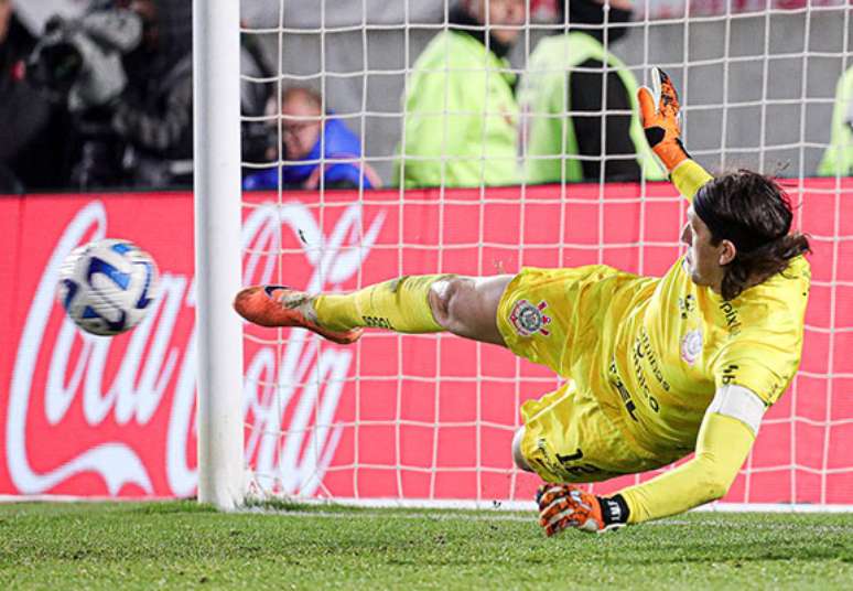 TODOS OS PENALTIS DEFENDIDOS POR CASSIO NO CORINTHIANS 