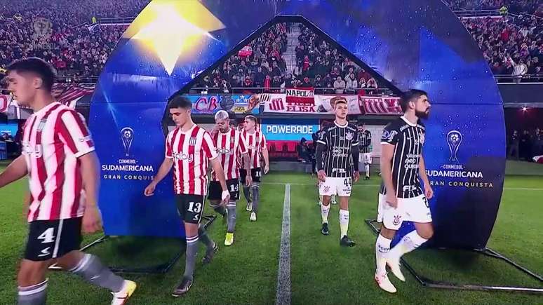 VÍDEO: Veja os melhores momentos de Estudiantes (2) 1 x 0 (3) Corinthians  pela CONMEBOL Sudamericana