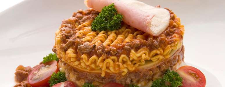 Recipe: Learn to make lasagna and deconstructed ramen pizza