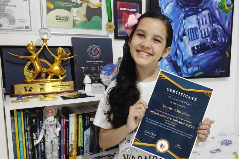 Nicole Semião, a astrônoma mais jovem do mundo, tem 10 anos de idade