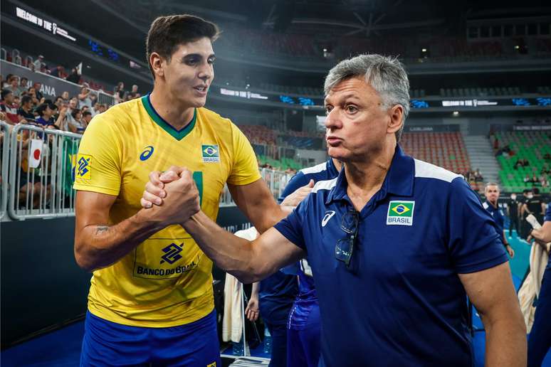 Vôlei: Renan vê Brasil entre favoritos do Mundial e admite pressão