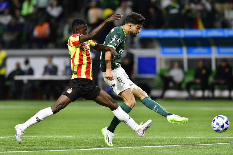 Alviverde enfrenta Corinthians em partida de ida da semifinal do