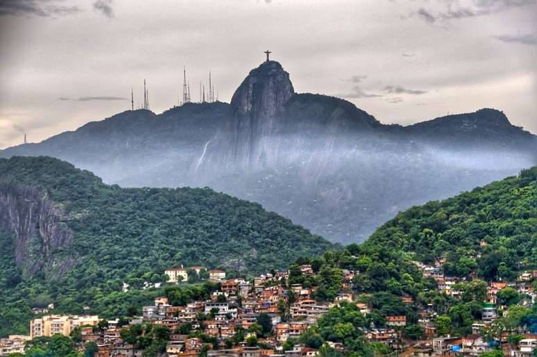 Com vistas para locais do Rio de Janeiro conhecidos internacionalmente, Morro da Babilônia tem forte empreendedorismo turístico