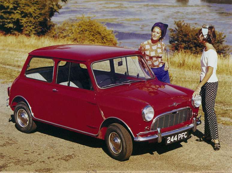 Austin Mini é eleito carro inglês mais importante da história – ALL THE CARS