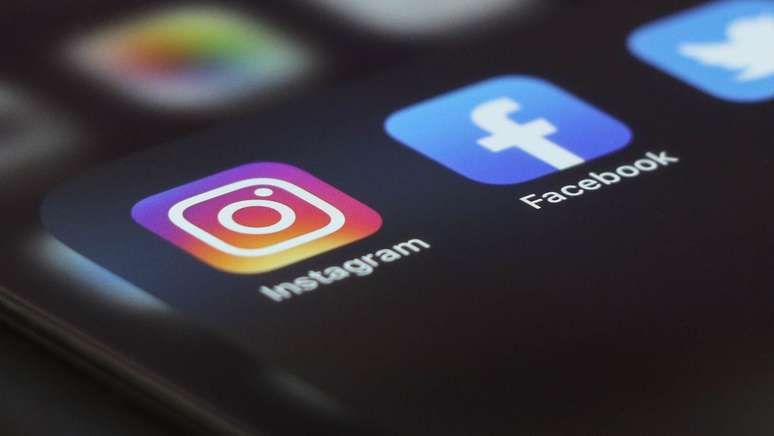 Facebook and Instagram may have paid, ad-free versions in Europe