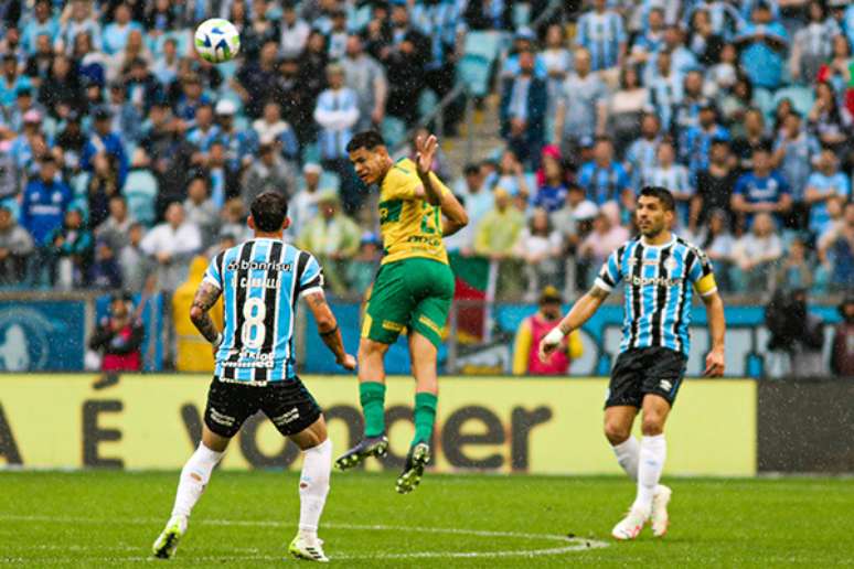 Grêmio é superado pelo São Paulo na Arena