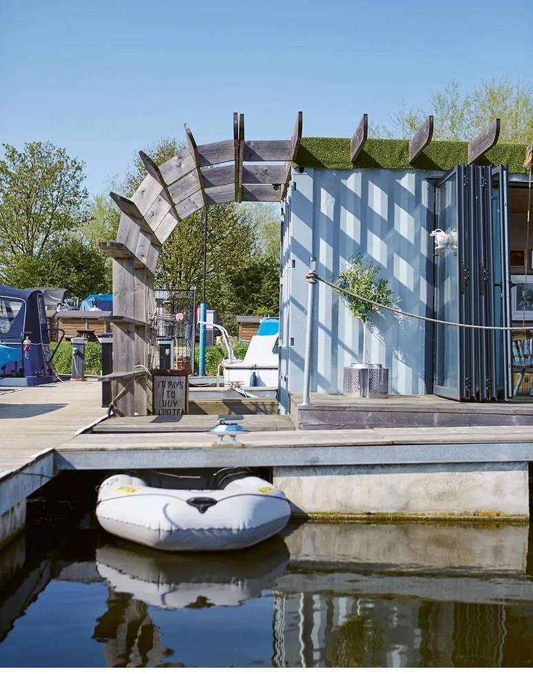 A casa de Max McMurdo foi constru&iacute;da a partir de um cont&acirc;iner reciclado