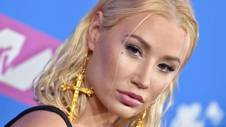 Iggy Azalea responde críticas de show no The Town: "Não faço música pra você"