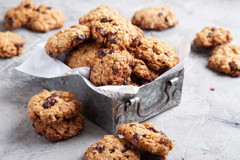 Oatmeal Raisin Cookies 