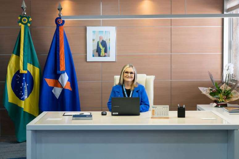 Sa&iacute;da de Rita Serrano do comando da Caixa ficou para outro momento