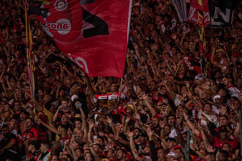 Beautiful Wallace Yan Pede Desculpas À Torcida Do Flamengo Após Pênalti Perdido Na Eliminação Da Copa Do Brasil Photo Beautiful Wallace Yan Pede Desculpas À Torcida Do Flamengo Após Pênalti Perdido Na Eliminação Da Copa Do Brasil Photo