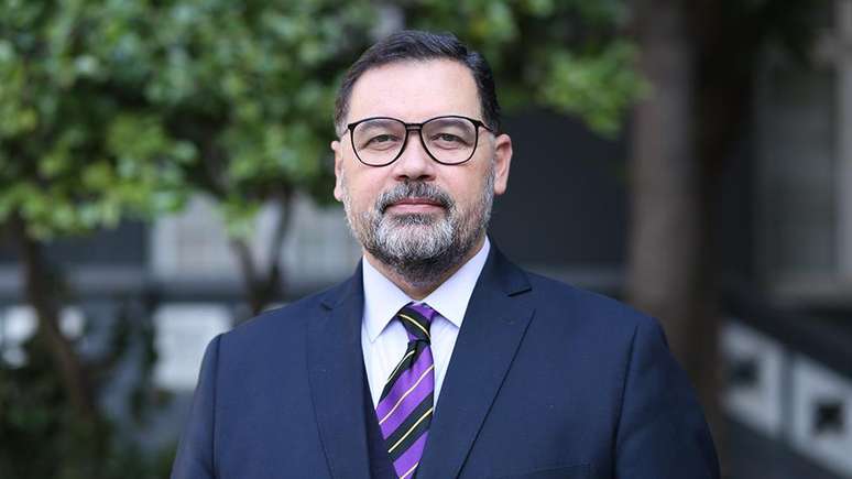 O soci&oacute;logo Hugo Rojas colaborou com a comiss&atilde;o que identificou as v&iacute;timas do regime de Augusto Pinochet